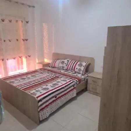 Shtepia Shengjin شقة *
